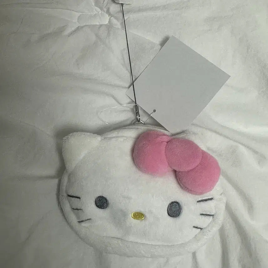 [BUNJANG] Hello Kitty L Pass Pouch Keychain / 헬로키티 릴패스 파우치 키링
