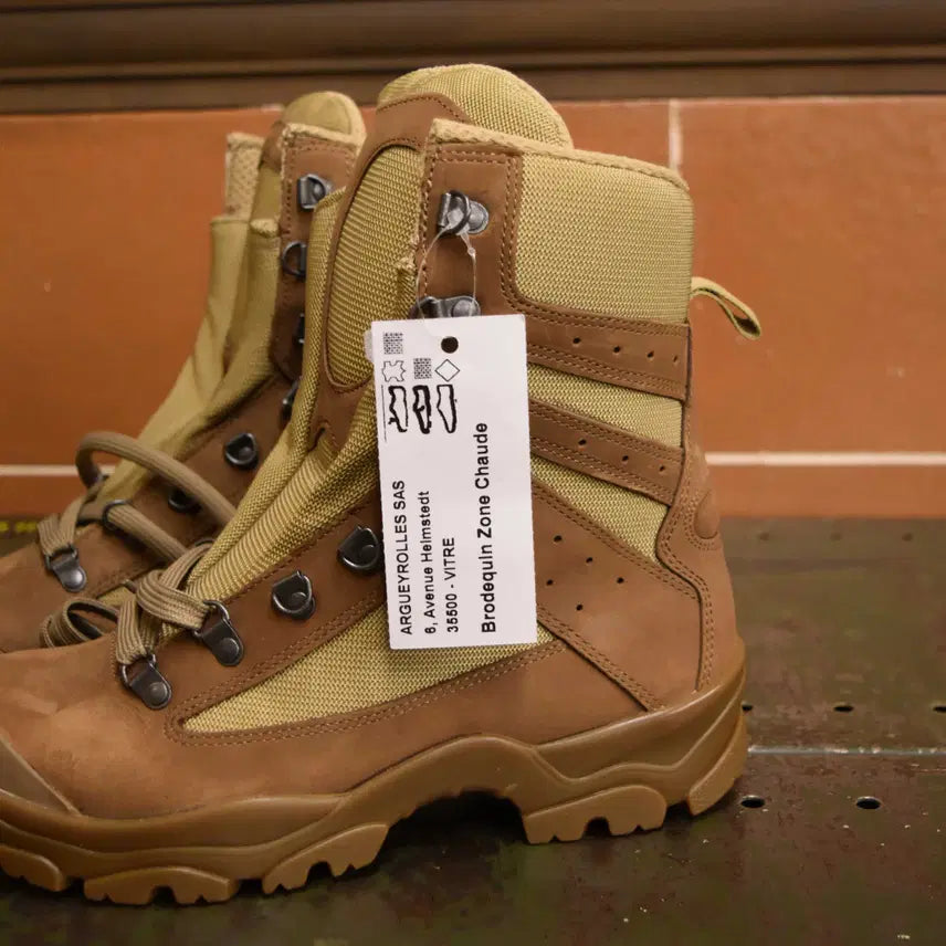 [BUNJANG] French Military Trekking Boots / 프랑스 밀리터리 트레킹 부츠 (미사용 / 20족 한정)