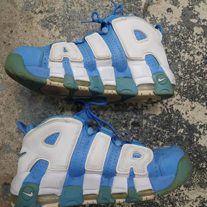 [BUNJANG] Nike Air More Uptempo University Blue Sneakers / 나이키 에어모어 업템포 유니버시티블루 255