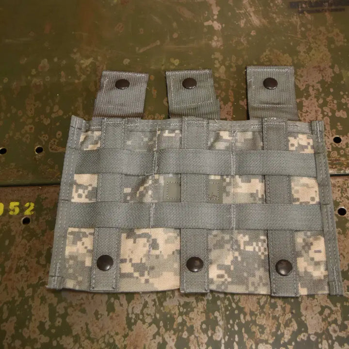 [BUNJANG] US Military ACU M4 3-Magazine Pouch / 미군 ACU 3연 탄창 파우치 (오리지널)