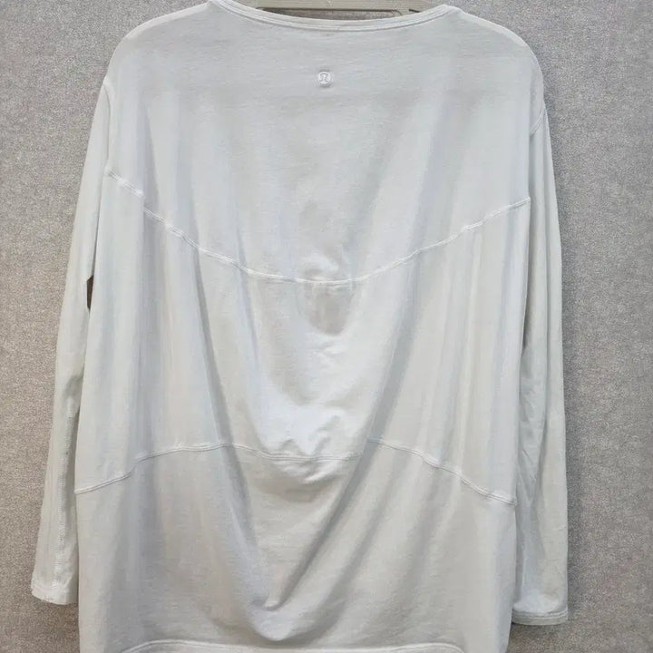 [SOLD OUT] 룰루레몬 롱슬리브 루즈핏 티셔츠 LULULEMON