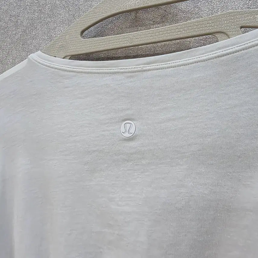 [SOLD OUT] 룰루레몬 롱슬리브 루즈핏 티셔츠 LULULEMON