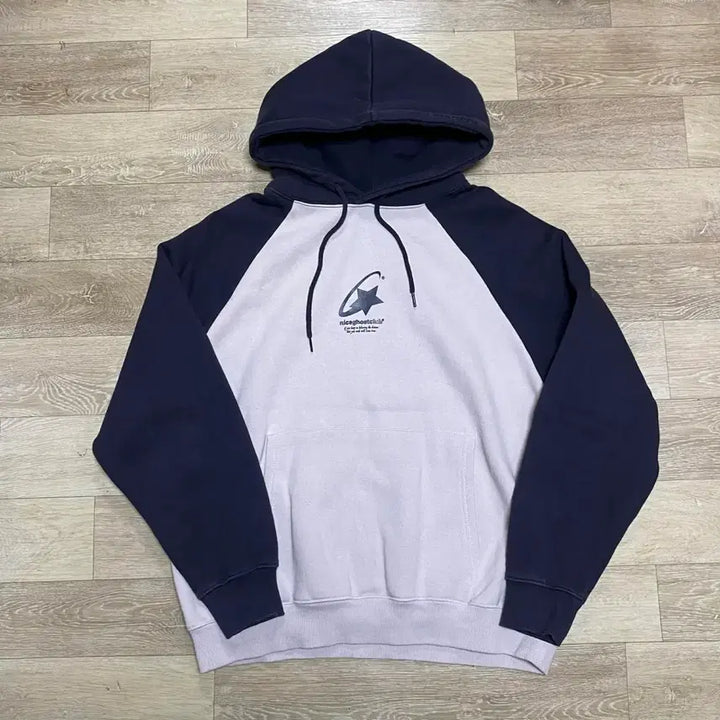 [BUNJANG] Nice Ghost Club Shooting Star Logo Hoodie / 나이스고스트클럽 슈팅스타 로고 후드티 교신