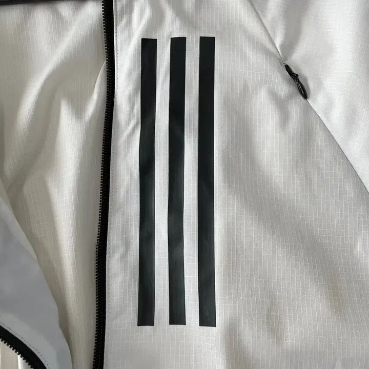 [BUNJANG] Adidas Windbreaker Jacket (Size L) / L 아디다스 윈드 바람막이 100