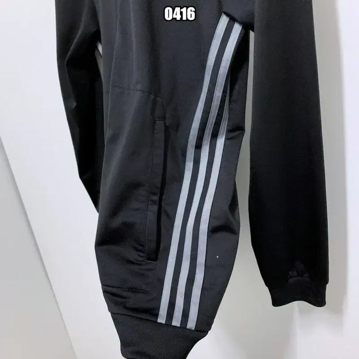[BUNJANG] Adidas Classic Three-Stripe Black Track Top Jacket / S 아디다스 클래식 삼선 블랙 트랙탑 자켓