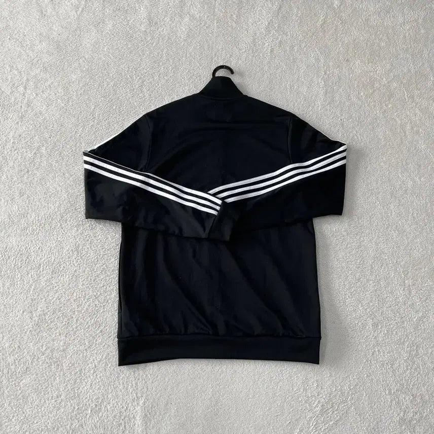 [BUNJANG] Adidas Black Track Top Jersey (Size L) / L 아디다스 블랙 트랙탑 삼선 져지 100
