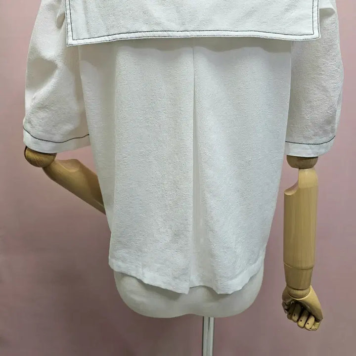[SOLD OUT] 세일러카라 라인 퍼프 블라우스