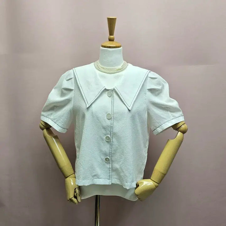 [SOLD OUT] 세일러카라 라인 퍼프 블라우스
