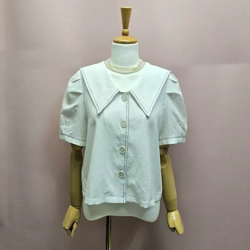 [SOLD OUT] 세일러카라 라인 퍼프 블라우스