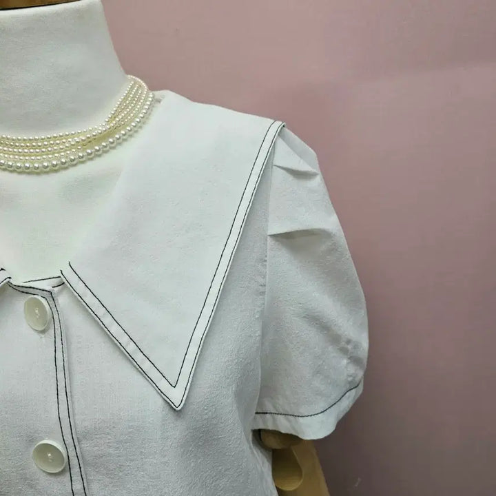 [SOLD OUT] 세일러카라 라인 퍼프 블라우스