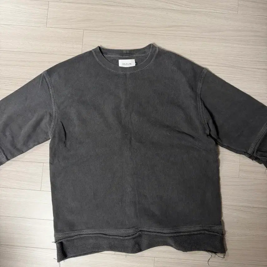[BUNJANG] Cal O Line Charcoal Three-Quarter Sleeve Knit / [M] 칼오라인 차콜 칠부니트