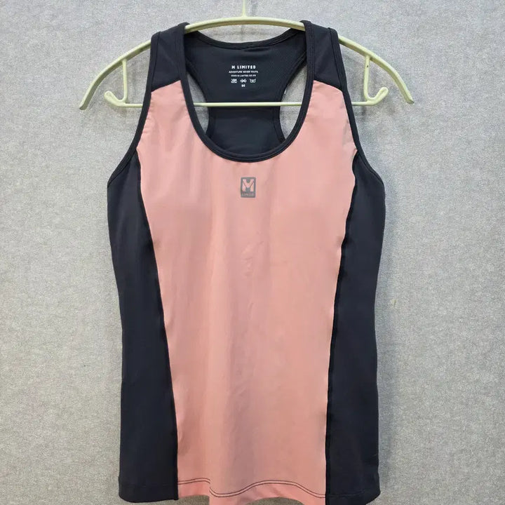 [BUNJANG] M Limited Functional Color Block Tank Top / (새) 엠리밋 기능성 배색 탱크탑  M LIMITED