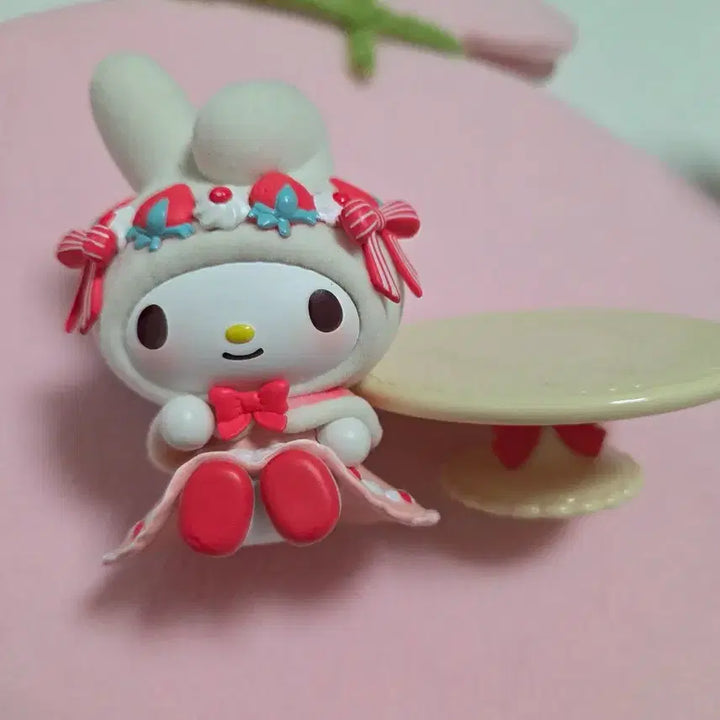 [BUNJANG] My Melody Strawberry Princess Figure / 마이멜로디 딸기 공주 피규어