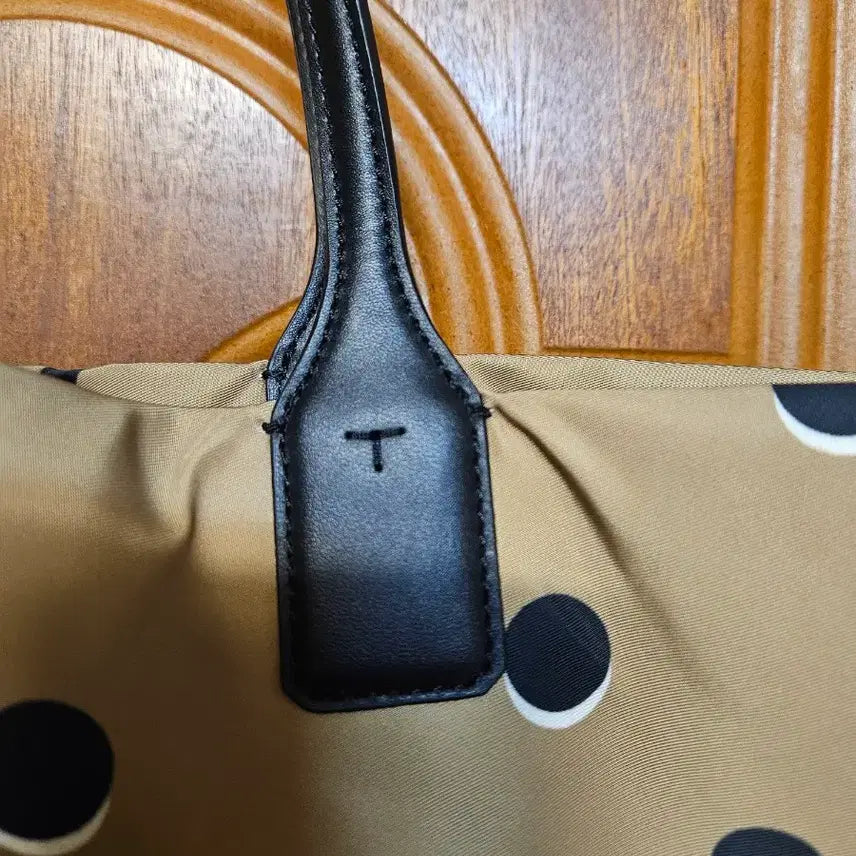 [BUNJANG] Tory Burch Ella Polka Dot Printed Tote Bag / 토리버치 엘라 폴카닷 프린티드 토트백