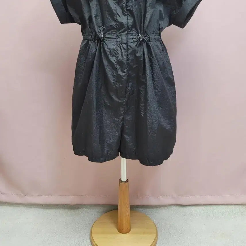 [BUNJANG] Unbranded Black String Shorts Jumpsuit / 바스락 스트링 반바지 점프수트 블랙