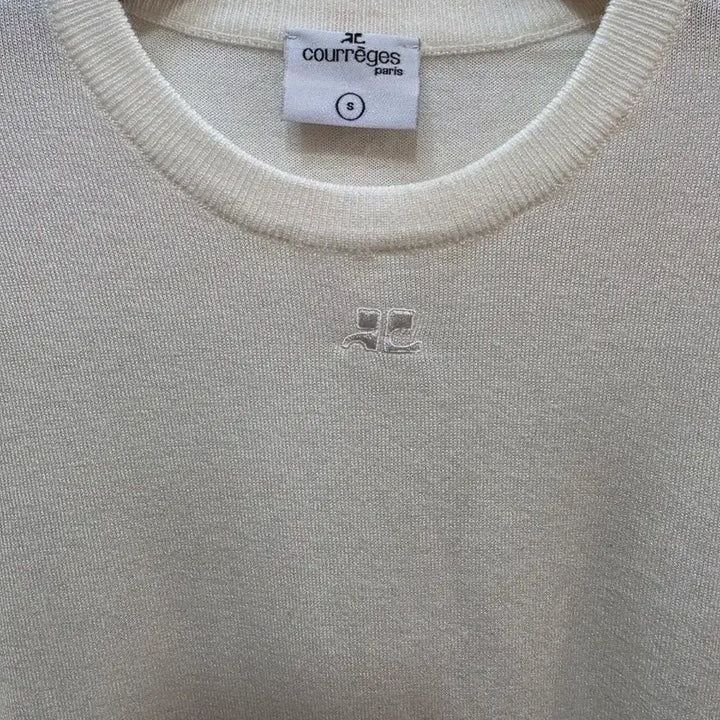 [SOLD OUT] (정품)꾸레쥬 화이트 긴팔 니트 티셔츠