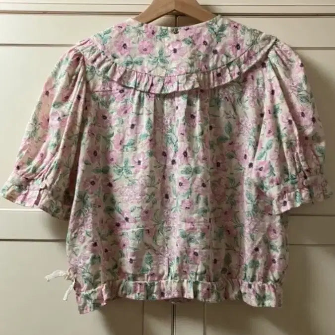 [BUNJANG] Thursday Island Floral Blouse / 써스데이아일랜드 불루종 블라우스