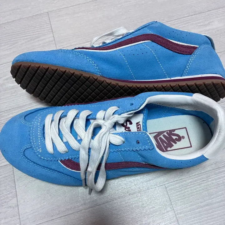 [BUNJANG] Vans Super Low Pro Sky Blue Sneakers / 반스 슈퍼 로우 프로 255 VN000D83E2W