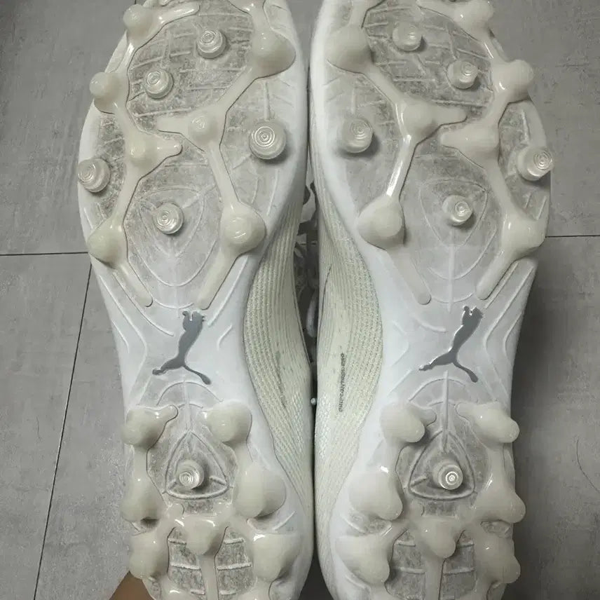 [BUNJANG] Puma Ultra 5 Ultimate MG Soccer Cleats / 푸마 울트라5 얼티메이트 mg 270