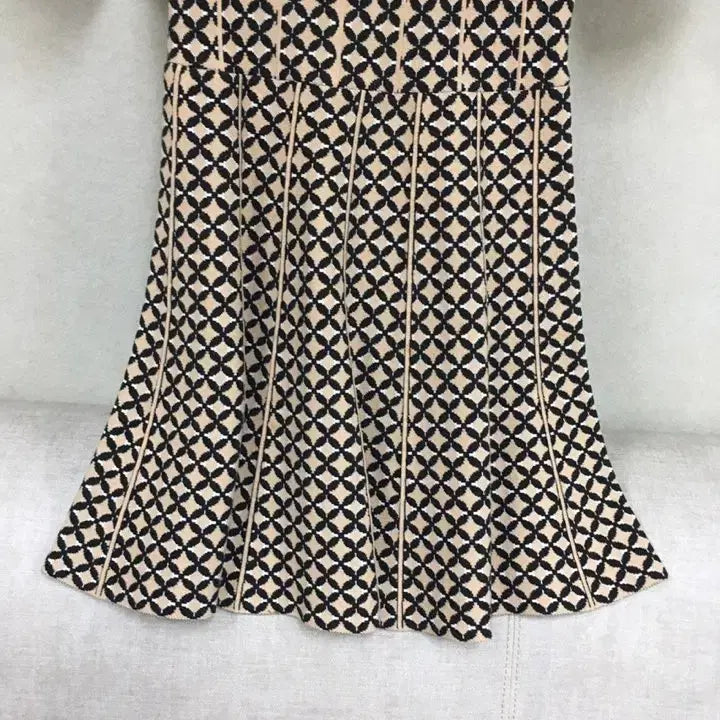 [BUNJANG] Sisley Patterned Knit Short Sleeve Dress / 시슬리 패턴 니트 반팔 원피스