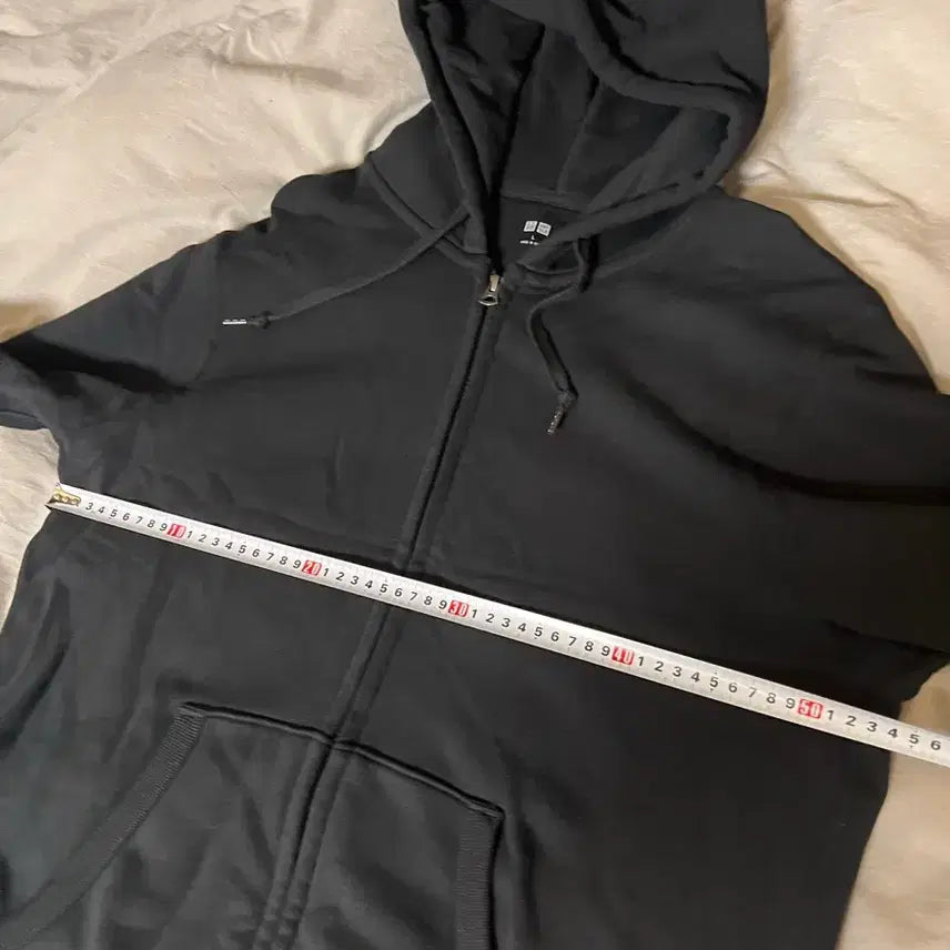 [BUNJANG] Uniqlo Hoodie Black L New / 유니클로 후드티 검정 L 새제품