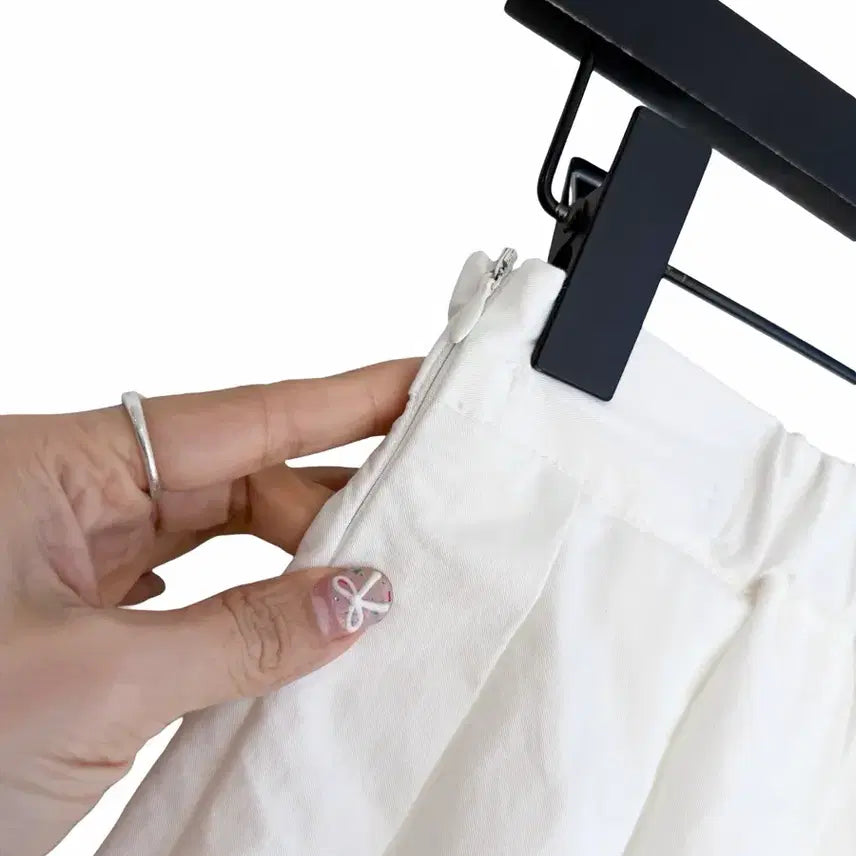 [BUNJANG] White Pleated Midi Skirt - B Grade / 교신안함)화이트 플리츠 미디 스커트-b급