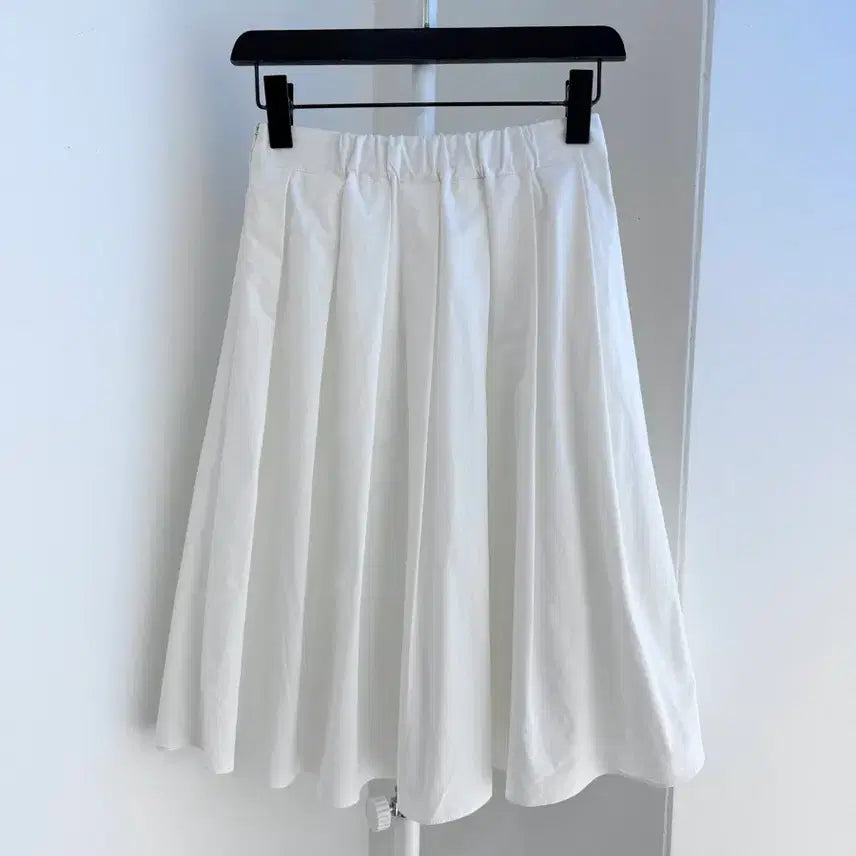 [BUNJANG] White Pleated Midi Skirt - B Grade / 교신안함)화이트 플리츠 미디 스커트-b급