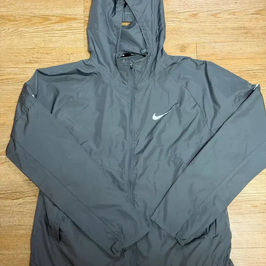 [SOLD OUT] 나이키 리펠 마일러 러닝 자켓 스모크 그레이 M
