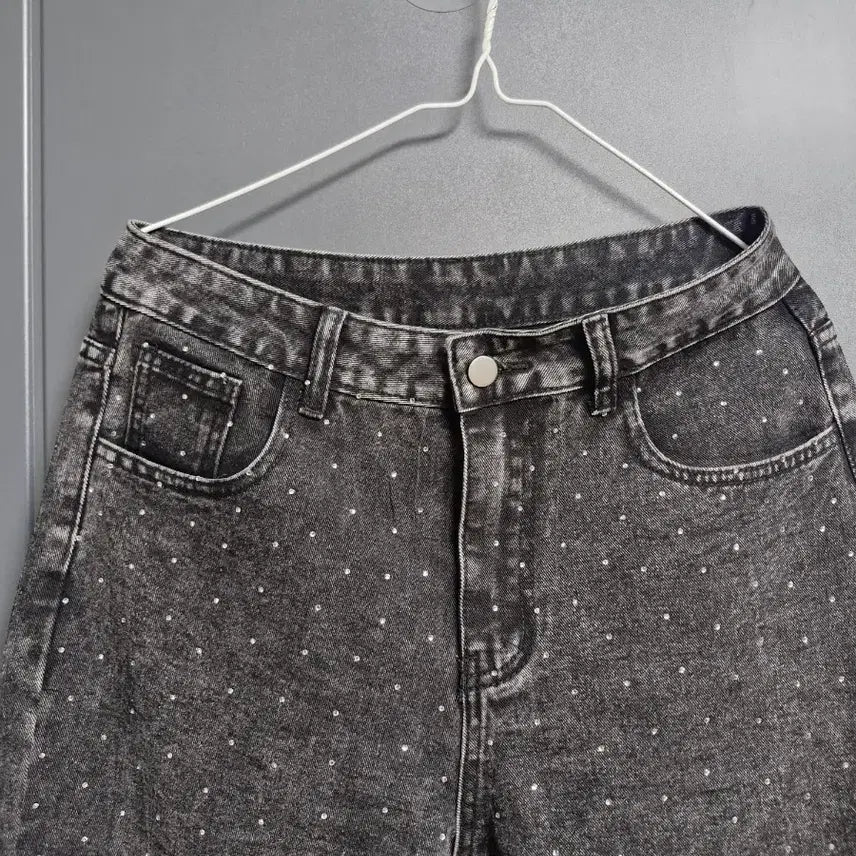 [BUNJANG] Black Wide Denim 29 inch Jeans / 전체 큐빅 영롱한 블랙와이드 데님 29인치.새상품