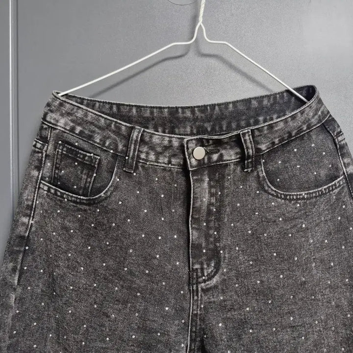 [BUNJANG] Black Wide Denim 29 inch Jeans / 전체 큐빅 영롱한 블랙와이드 데님 29인치.새상품