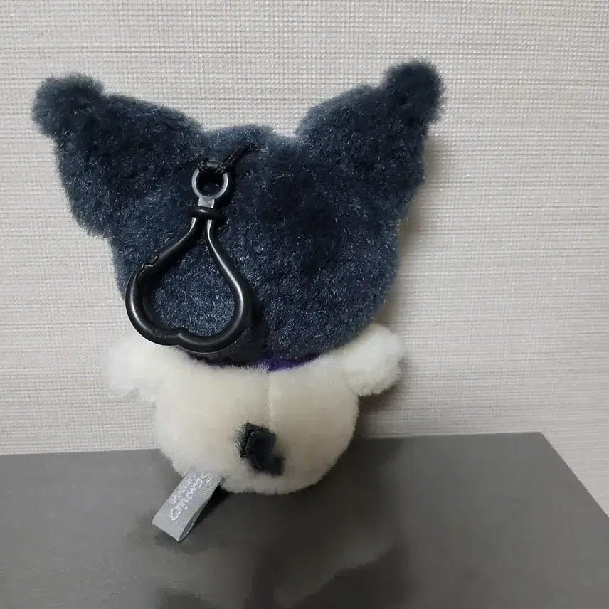 [BUNJANG] Kuromi Fuzzy Ribbon Doll Keyring / (5월까지 할인)쿠로미 복실복실 리본 인형 키링