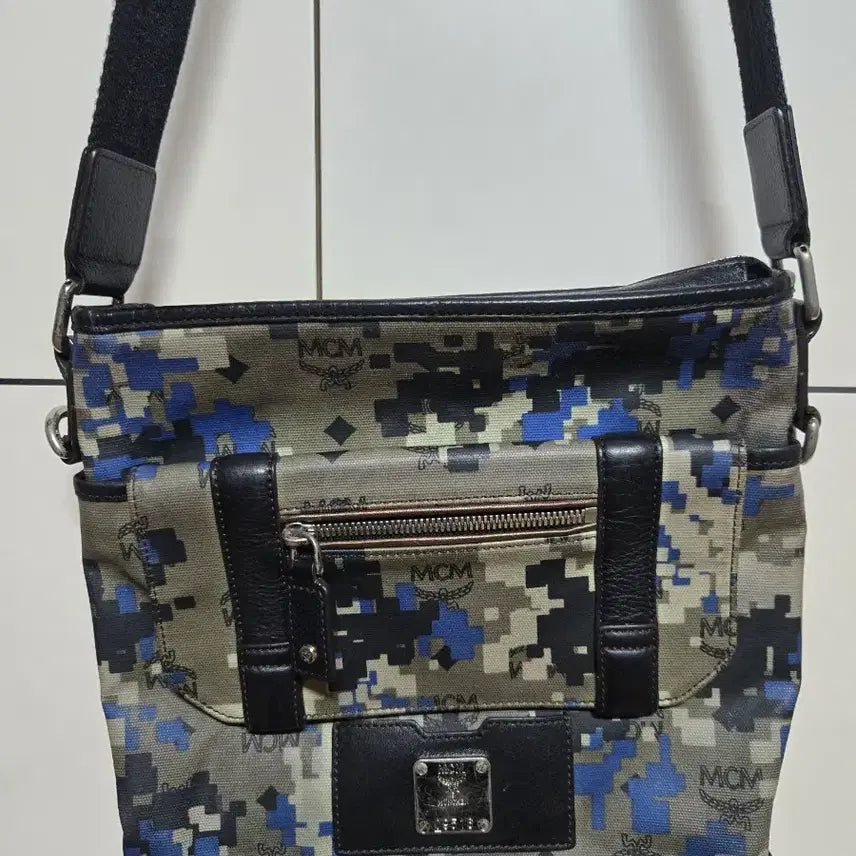 [BUNJANG] MCM Camo Crossbody Bag / MCM 정품 카모 크로스백