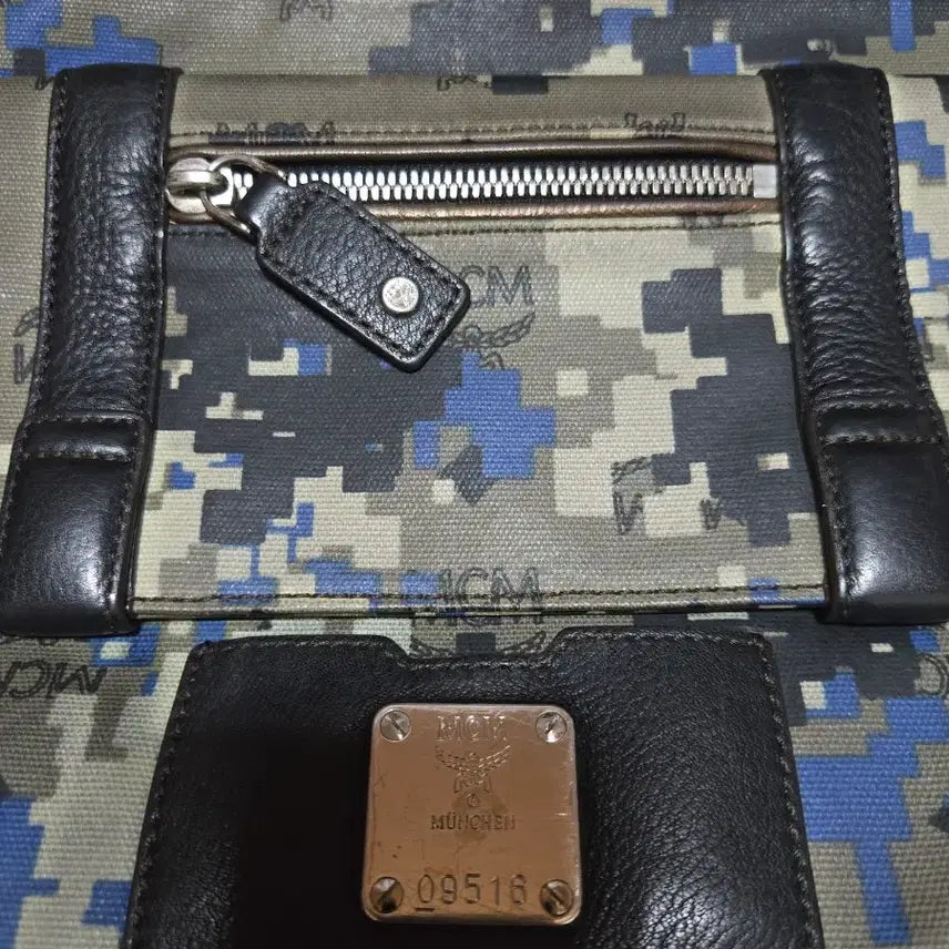 [BUNJANG] MCM Camo Crossbody Bag / MCM 정품 카모 크로스백