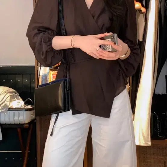 [BUNJANG] Moabin Wrap Blouse / 모아빈 랩블라우스