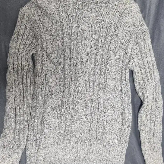 [BUNJANG] Kkwabaegi Gray Turtleneck Knit / 꽈배기 폴라 니트 회색
