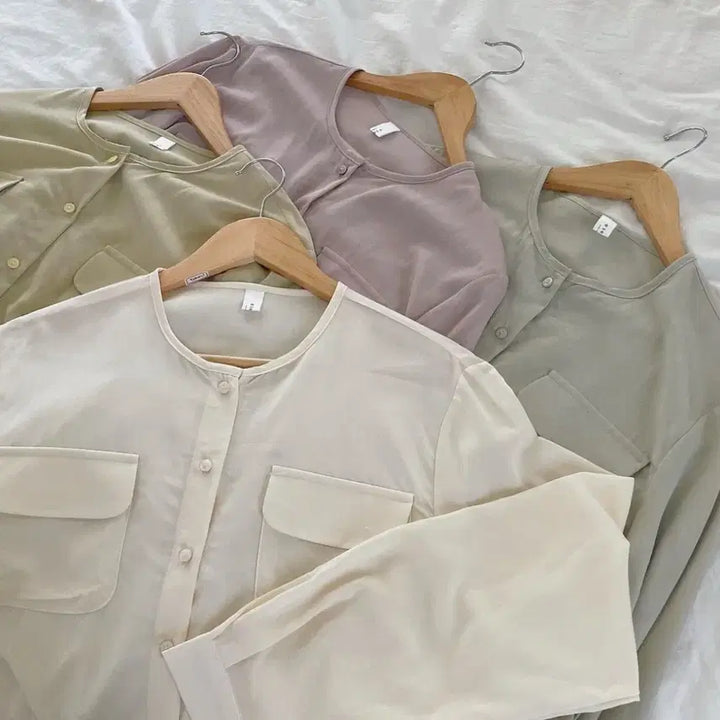 [BUNJANG] Round Neck Pocket Button Loose Crop Blouse / 봄 라운드넥 포켓 단추 루즈핏 크롭 블라우스 에이블리 지그재그