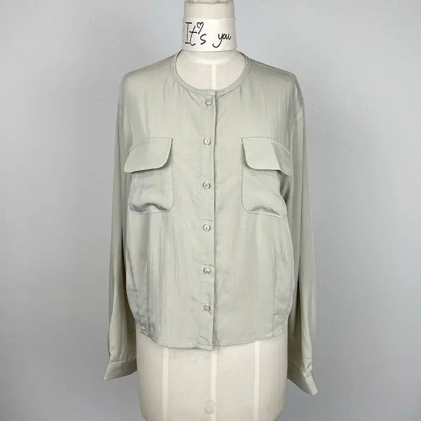 [BUNJANG] Round Neck Pocket Button Loose Crop Blouse / 봄 라운드넥 포켓 단추 루즈핏 크롭 블라우스 에이블리 지그재그
