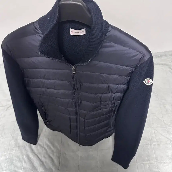 [BUNJANG] Moncler Knit Padded Jacket Navy S / 몽클레어 니트패딩 s사이즈 네이비