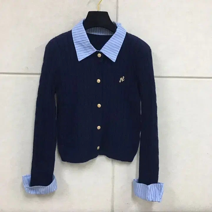 [SOLD OUT] 네이비 꽈배기 니트 가디건 스트라이프 셔츠 레이어드 스타일