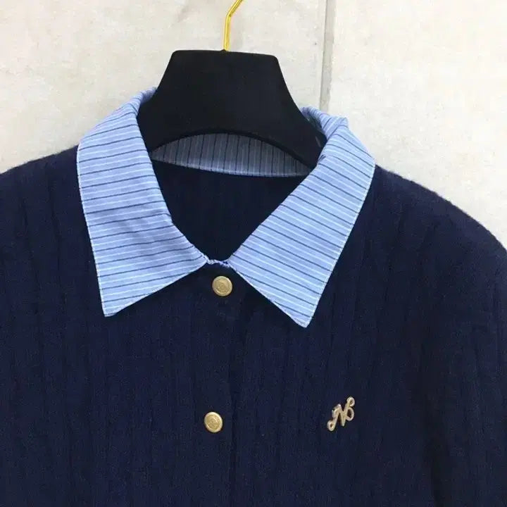 [SOLD OUT] 네이비 꽈배기 니트 가디건 스트라이프 셔츠 레이어드 스타일