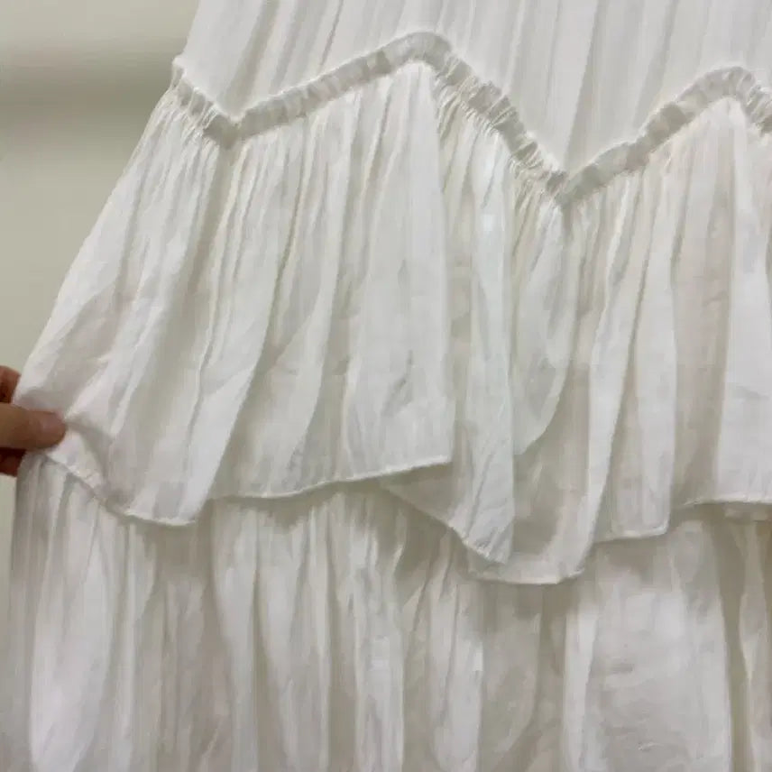 [BUNJANG] No Brand Layered Ruffle Skirt / [노브랜드] 화이트 레이어드 캉캉 밴딩 치마 (허리:24-25)