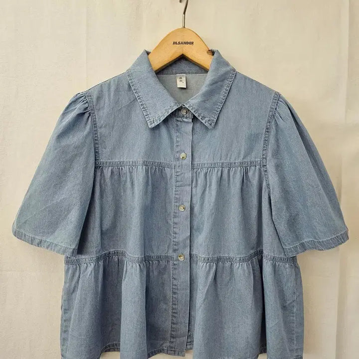 [BUNJANG] Denim Ruffle Sleeve Blouse / 연청데님 캉캉 반팔 블라우스(새옷)