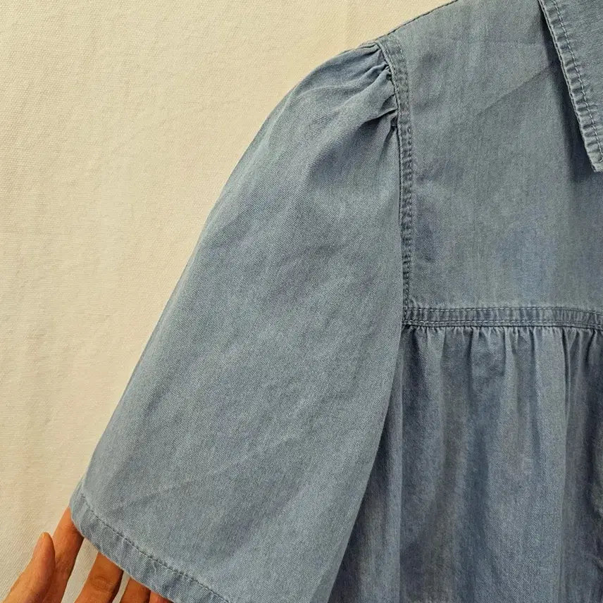 [BUNJANG] Denim Ruffle Sleeve Blouse / 연청데님 캉캉 반팔 블라우스(새옷)