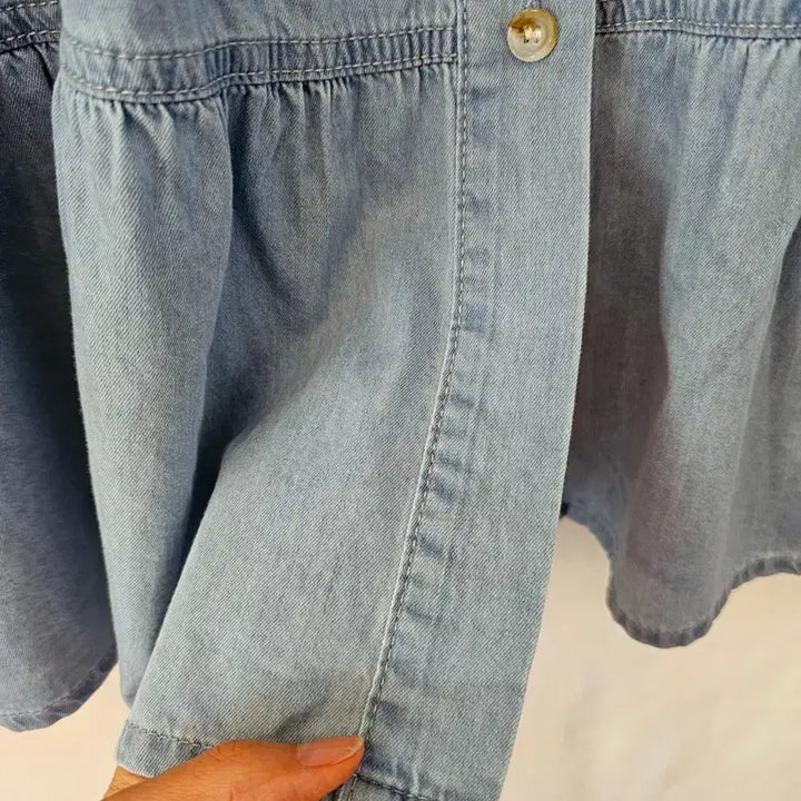 [BUNJANG] Denim Ruffle Sleeve Blouse / 연청데님 캉캉 반팔 블라우스(새옷)