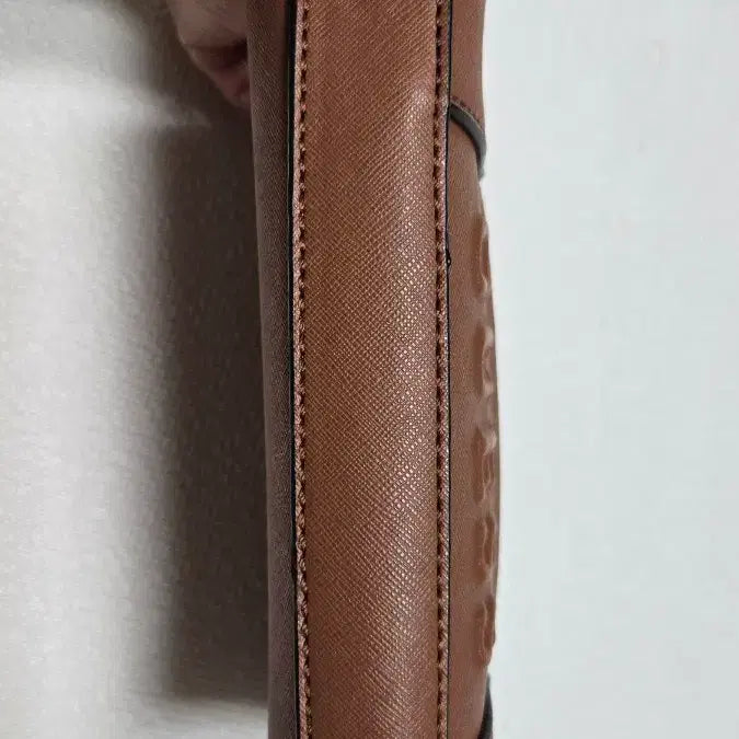 [SOLD OUT] GUESS 게스 가죽 가방 브라운 정가19만