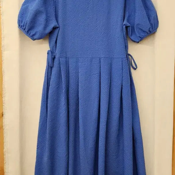 [BUNJANG] Vivid Blue Embossed Puff Sleeve Dress / 비비드 블루 엠보싱 퍼프 원피스 (새옷)
