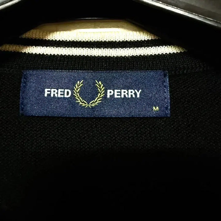 [BUNJANG] Fred Perry Wool Knit Sweater Black / [M,95]프레드페리 울 니트 스웨터 블랙