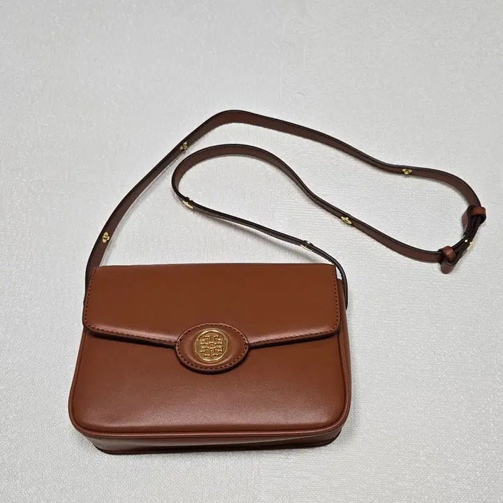 [SOLD OUT] 새것 가죽 크로스백 토트겸용  브라운