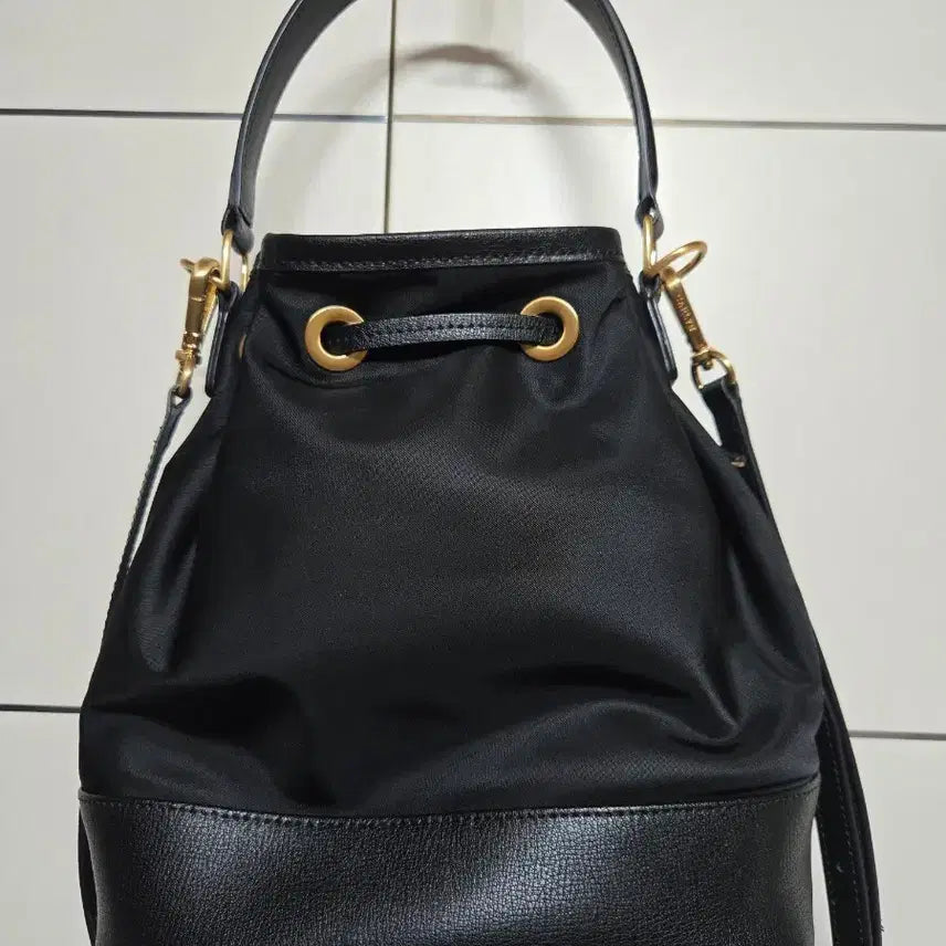 [BUNJANG] Carlin Honey Bucket Bag / 칼린 허니 버킷백 (복조리백)