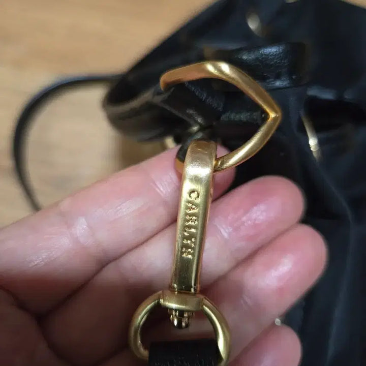 [BUNJANG] Carlin Honey Bucket Bag / 칼린 허니 버킷백 (복조리백)